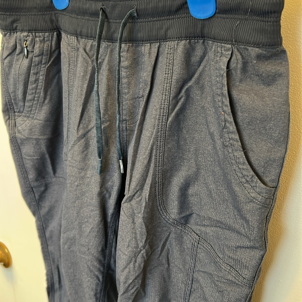 The North Face Women’s Pants Size Medium - Picture 2 of 5
